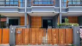 3 Bedroom Townhouse for sale in Nong Bon Daeng, Chonburi