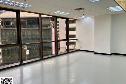 Office for rent in Khlong Toei Nuea, Bangkok near MRT Sukhumvit