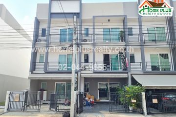 3 Bedroom Townhouse for sale in Dokmai, Bangkok