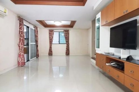 5 Bedroom House for rent in Suan Luang, Bangkok