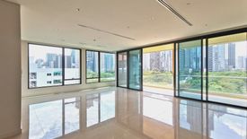 3 Bedroom Condo for sale in Sindhorn Residence, Langsuan, Bangkok near BTS Ploen Chit