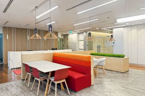 Office for rent in Bhiraj Tower at Bitec, Bang Na, Bangkok near BTS Bang Na