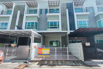 3 Bedroom Townhouse for sale in Saphan Sung, Bangkok near MRT Nom Klao