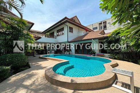 4 Bedroom House for rent in Bang Kapi, Bangkok
