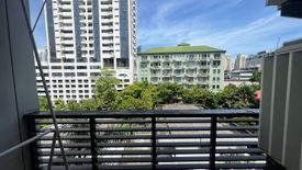 1 Bedroom Condo for rent in Runesu Thonglor 5, Khlong Tan Nuea, Bangkok near BTS Thong Lo