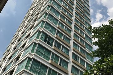 2 Bedroom Condo for sale in Bowon Niwet, Bangkok near MRT Democracy Monument