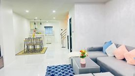 2 Bedroom Townhouse for sale in Na Kluea, Chonburi