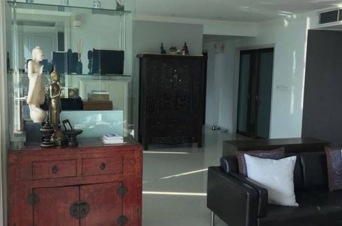 3 Bedroom Condo for sale in Watermark Chaophraya River, Bang Lamphu Lang, Bangkok