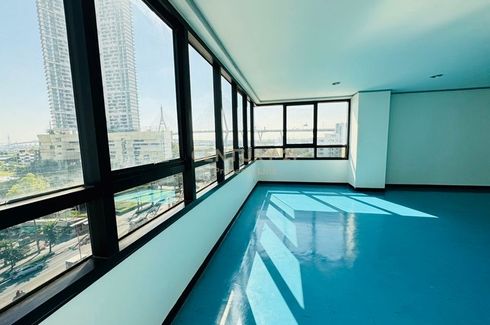 3 Bedroom Warehouse / Factory for rent in Bang Phong Pang, Bangkok