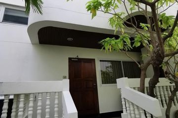 5 Bedroom Townhouse for rent in Thung Wat Don, Bangkok near BTS Sueksa Witthaya