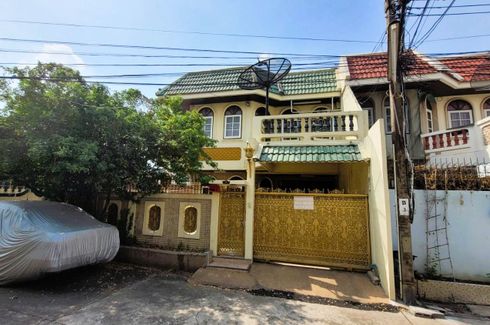3 Bedroom House for sale in Wat Tha Phra, Bangkok near MRT Charan 13