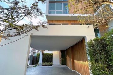 3 Bedroom House for rent in Huai Khwang, Bangkok