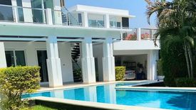 Villa for sale in 