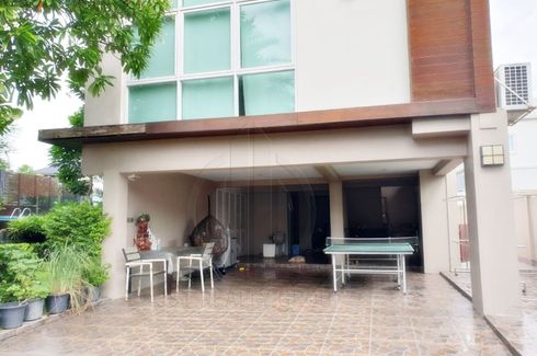 2 Bedroom House for sale in Suan Luang, Bangkok