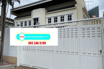 4 Bedroom House for rent in Chong Nonsi, Bangkok near MRT Khlong Toei