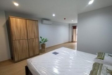 1 Bedroom Condo for rent in Grand Park Town Building C, Wang Thonglang, Bangkok near MRT Huai Khwang
