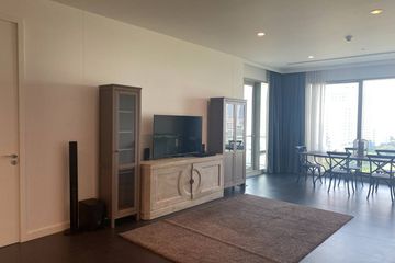 2 Bedroom Condo for rent in 185 Rajadamri, Lumpini, Bangkok near BTS Ratchadamri