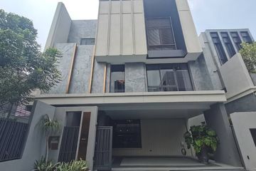 4 Bedroom House for sale in BuGaan Pattanakarn, Suan Luang, Bangkok