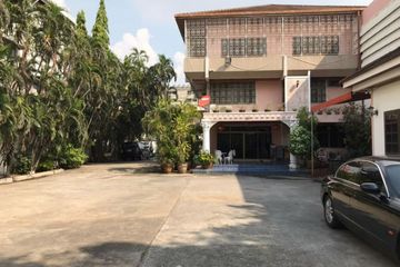 7 Bedroom House for sale in Bang Mot, Bangkok