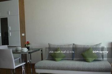 1 Bedroom Condo for sale in Silom, Bangkok near BTS Saphan Taksin