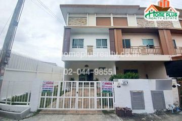 4 Bedroom Townhouse for sale in The First Home Wongwaen-Lamlukka Khlong 3, Khu Khot, Pathum Thani near BTS Khlong Sam