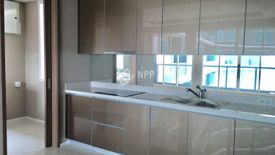 3 Bedroom Condo for sale in Condo Menam residences, Wat Phraya Krai, Bangkok