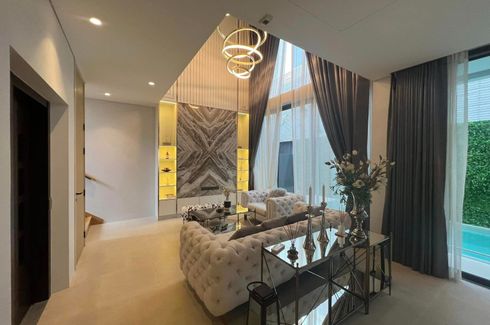 4 Bedroom Condo for sale in The Urban Reserve Rama 9-Motorway, Suan Luang, Bangkok