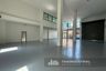 Warehouse / Factory for rent in Sisa Chorakhe Yai, Samut Prakan