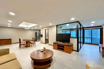 2 Bedroom Condo for rent in United Tower, Khlong Tan Nuea, Bangkok near BTS Thong Lo