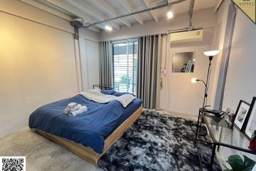 4 Bedroom Townhouse for sale in Wang Mai, Bangkok near BTS National Stadium