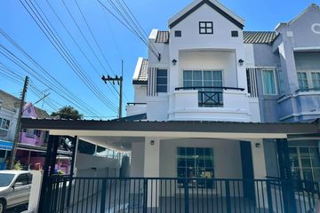 3 Bedroom House for sale in Surasak, Chonburi