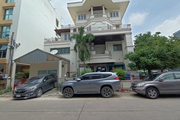 10 Bedroom Commercial for rent in Phlapphla, Bangkok