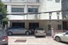 10 Bedroom Commercial for rent in Phlapphla, Bangkok
