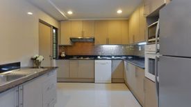 3 Bedroom Serviced Apartment for rent in G.P. Grande Tower, Khlong Toei Nuea, Bangkok near MRT Sukhumvit