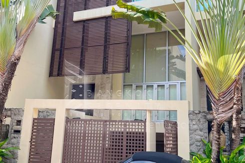 3 Bedroom Townhouse for sale in Chong Nonsi, Bangkok near MRT Khlong Toei