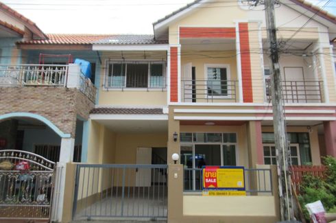 3 Bedroom Townhouse for sale in Wichit, Phuket