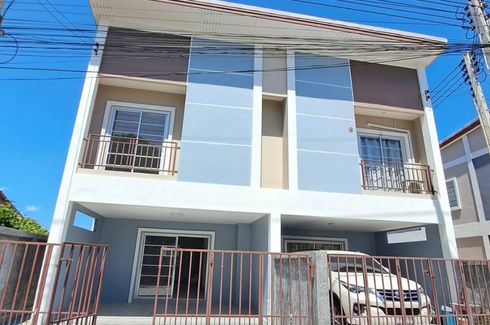 3 Bedroom Townhouse for sale in Nong Prue, Chonburi