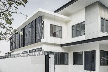 4 Bedroom House for sale in Bang Ramat, Bangkok