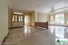 3 Bedroom House for sale in Bowon Niwet, Bangkok near MRT Democracy Monument