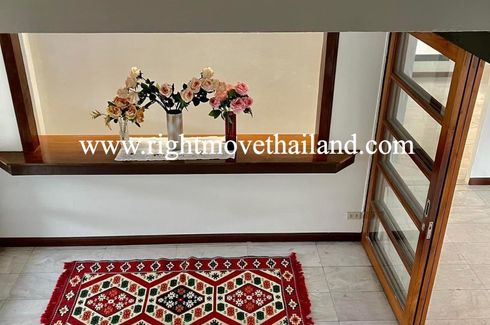 8 Bedroom Townhouse for rent in Khlong Toei, Bangkok near BTS Nana