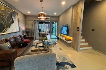 3 Bedroom Townhouse for sale in Shizen Phatthanakan 32, Suan Luang, Bangkok