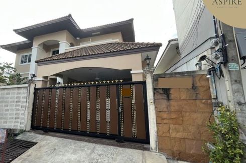 6 Bedroom House for sale in Phra Khanong Nuea, Bangkok near BTS Phra Khanong