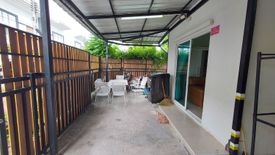 Townhouse for sale in Lio Phetkasem 81, Suan Luang, Samut Sakhon