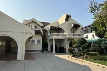 5 Bedroom House for rent in Thung Maha Mek, Bangkok