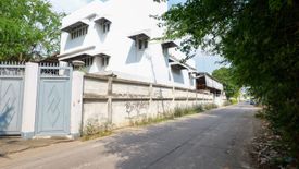 Land for sale in Thepharak, Samut Prakan near MRT Samrong