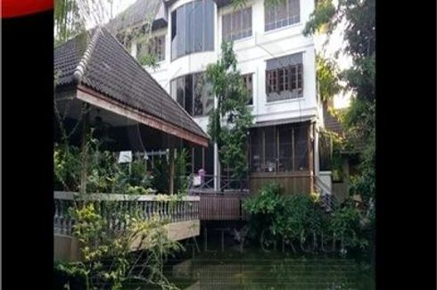 Land for sale in Bang Chak, Bangkok