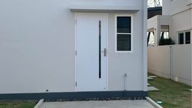 3 Bedroom House for sale in Dokmai, Bangkok