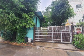 3 Bedroom House for sale in Khlong Chan, Bangkok