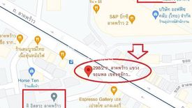 Commercial for sale in Chom Phon, Bangkok near MRT Lat Phrao