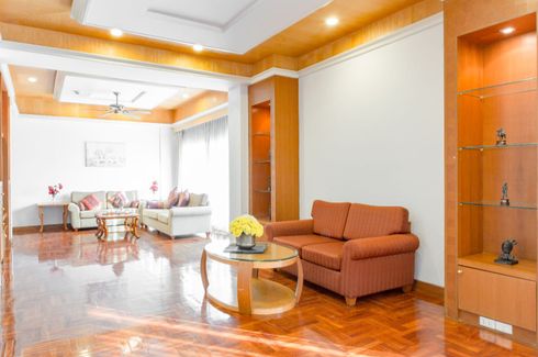 3 Bedroom Apartment for rent in Khlong Toei Nuea, Bangkok near BTS Nana